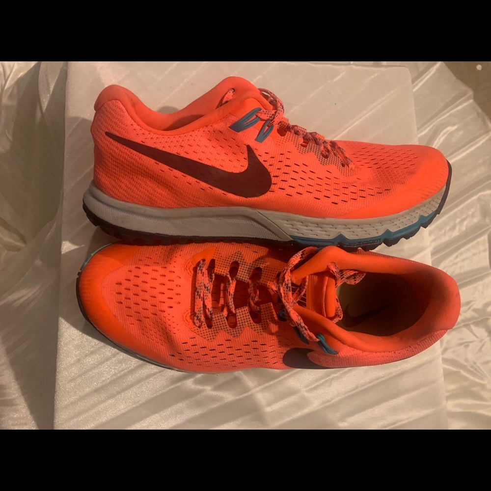 Nike running shoes - Picture 4 of 6